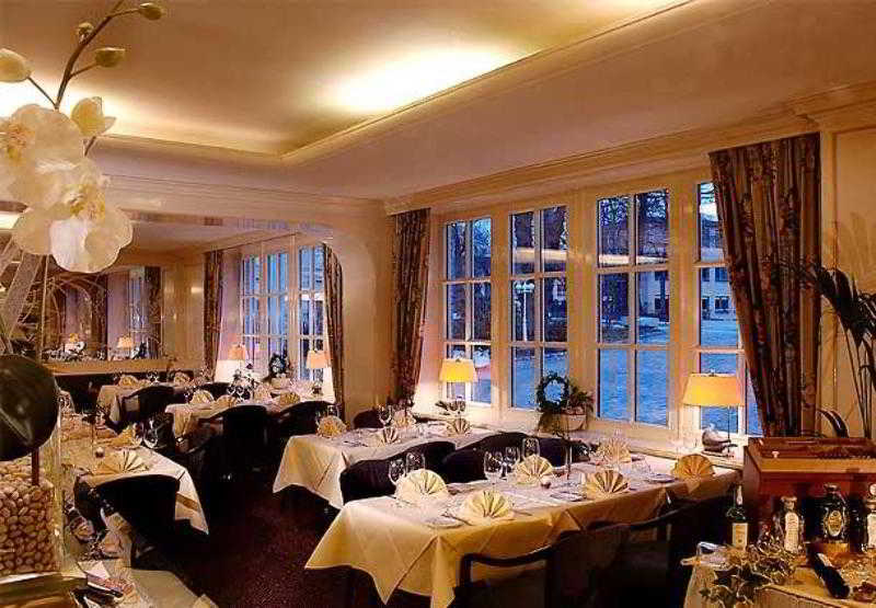 Courtyard By Marriott Airport 4*