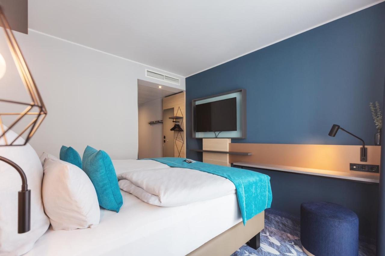 - The Niu, Yen By Ihg Hotel 3*