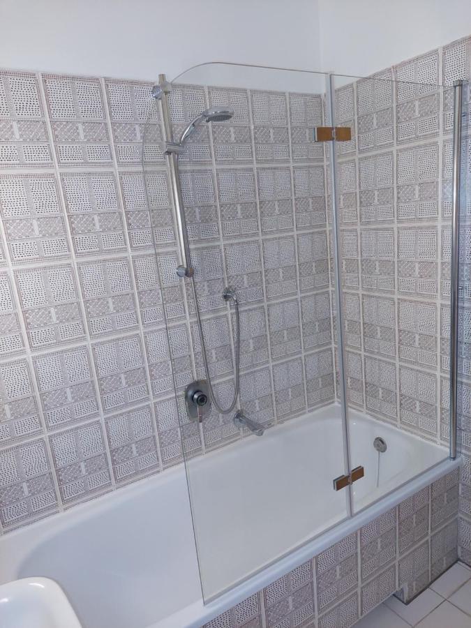 Apartment 2-zimmer-ferienwohnung Mit Neuer Küche, Netflix, Garten Und Laufband Hamburg