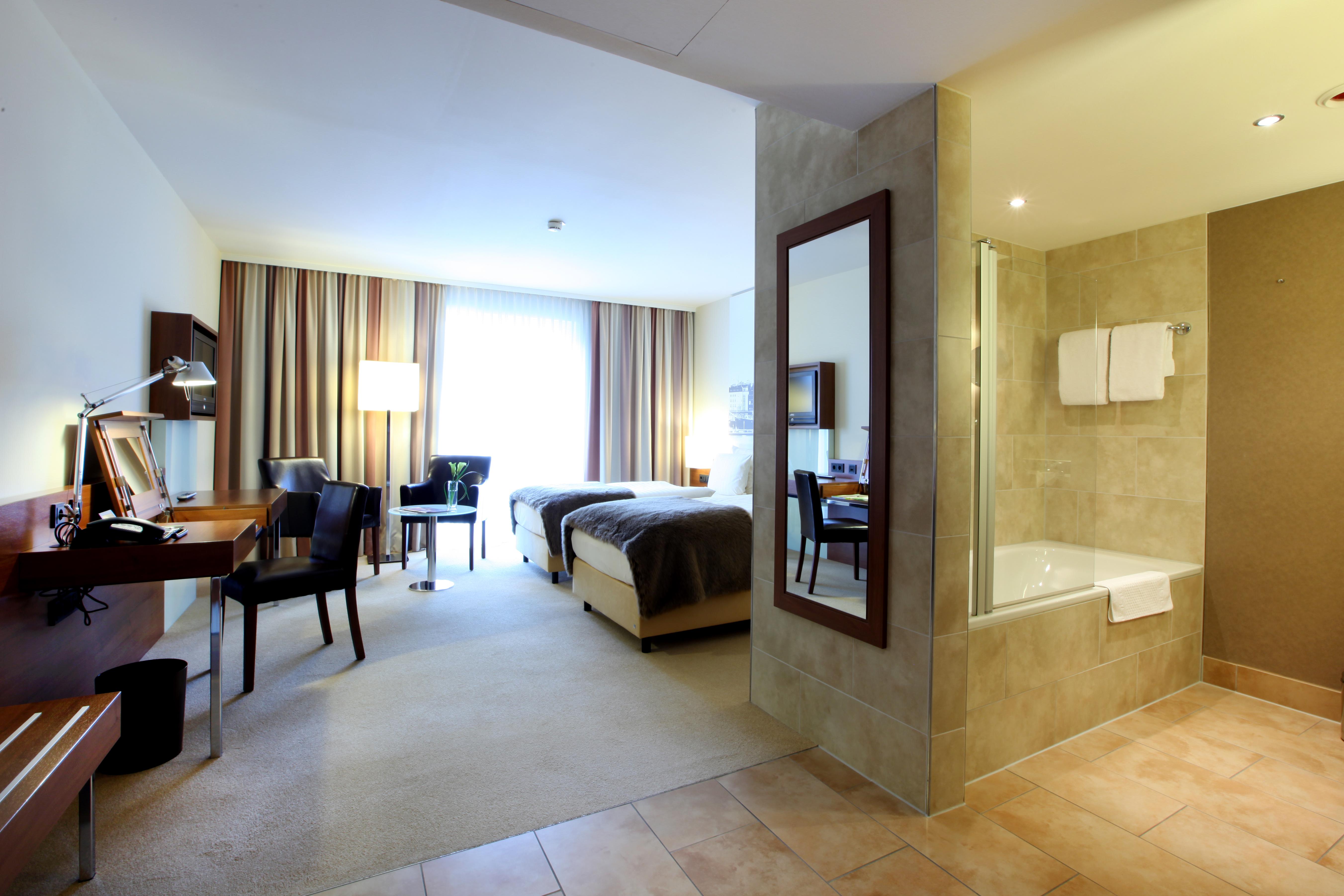 Hotel Lindner Am Michel 4*