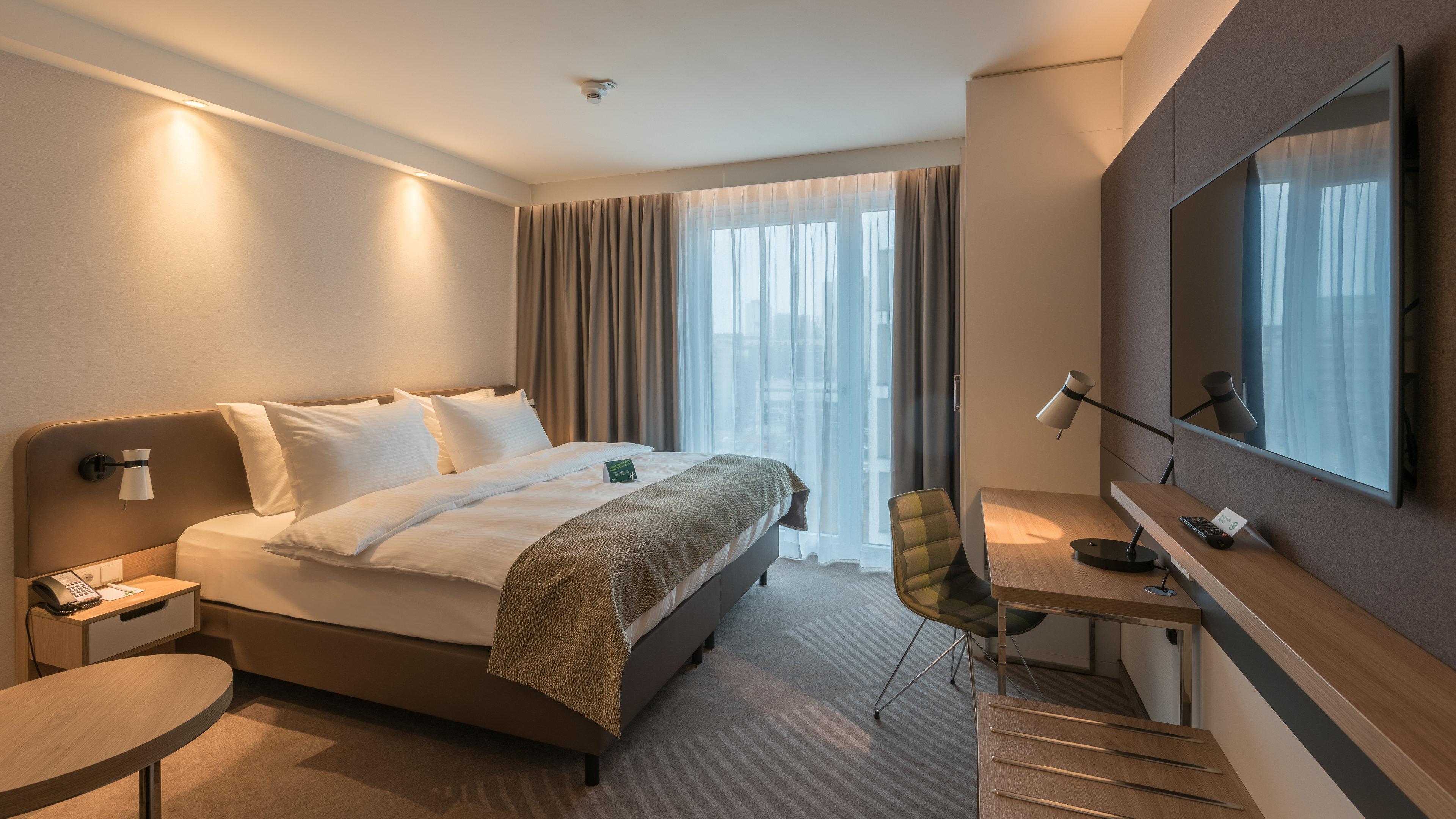 - - Berliner Tor, An Ihg