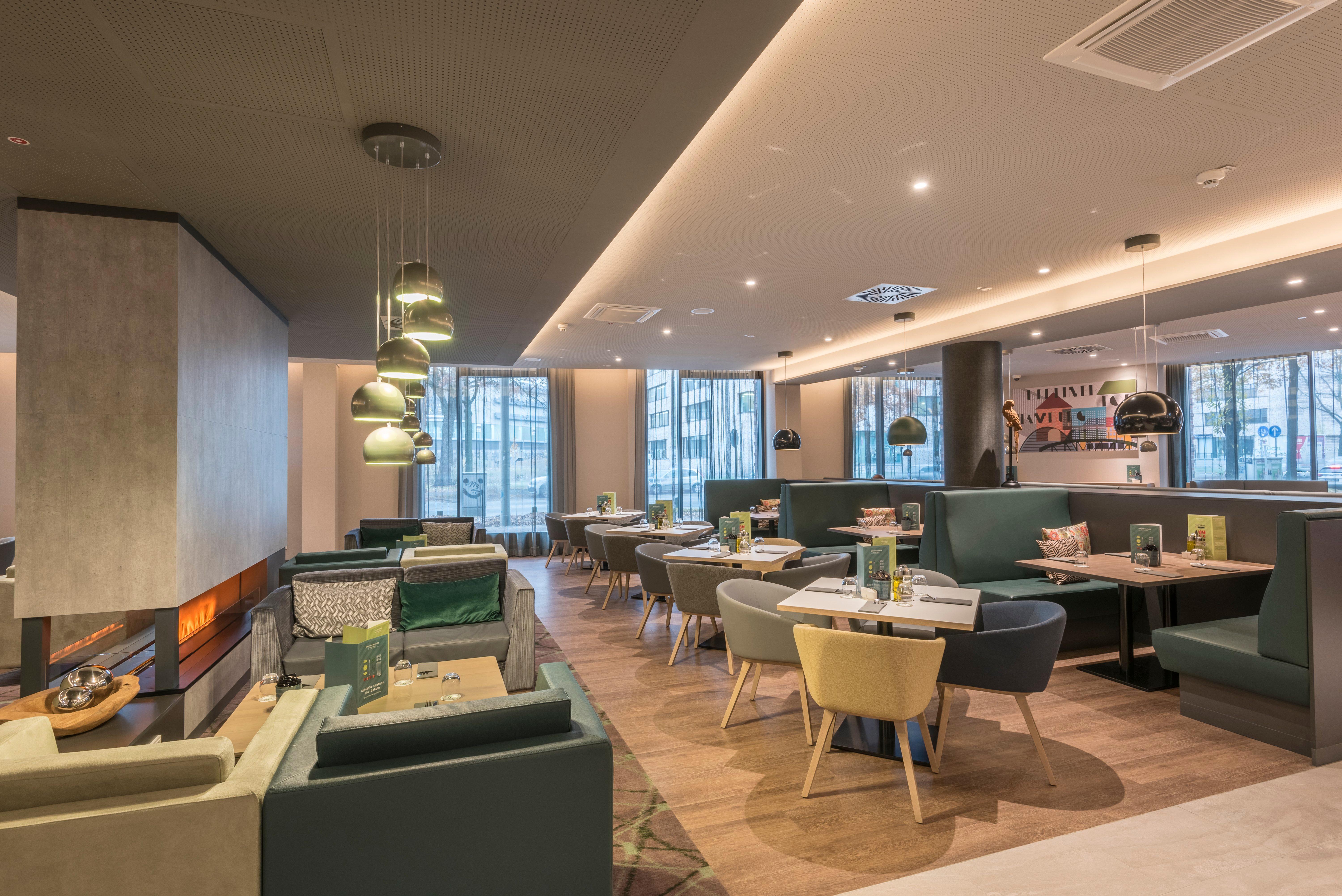 - - Berliner Tor, An Ihg 4*