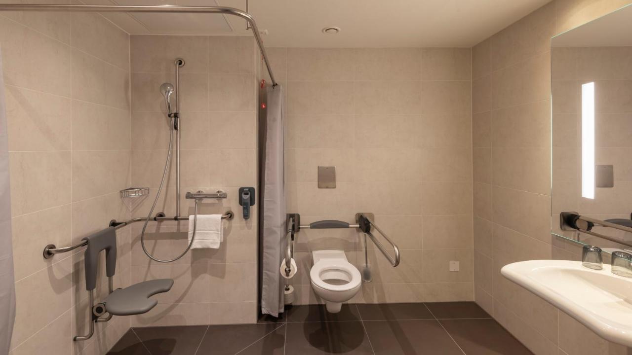 - - Berliner Tor, An Ihg 4*