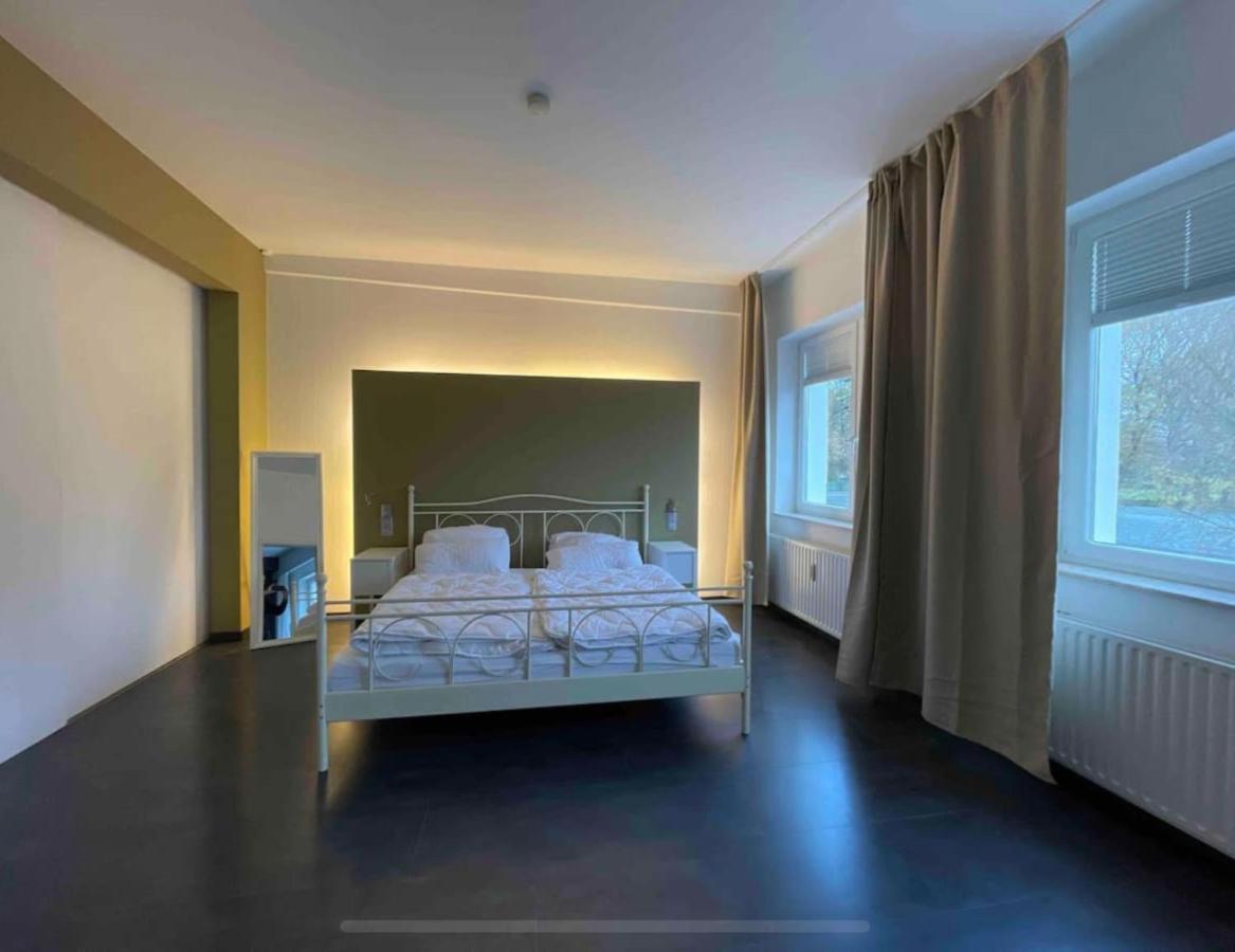 Truretreats Design Loft Fuer 8 Personen I Riesige Kueche I Echarger I 65z Smarttv I 150qm Appartement