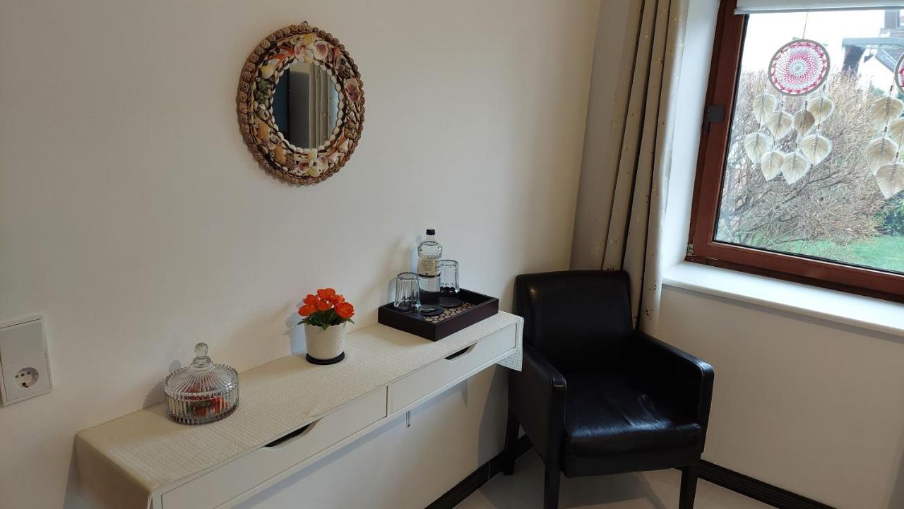 2-zimmer-ferienwohnung Mit Neuer Küche, Netflix, Garten Und Laufband Hamburg