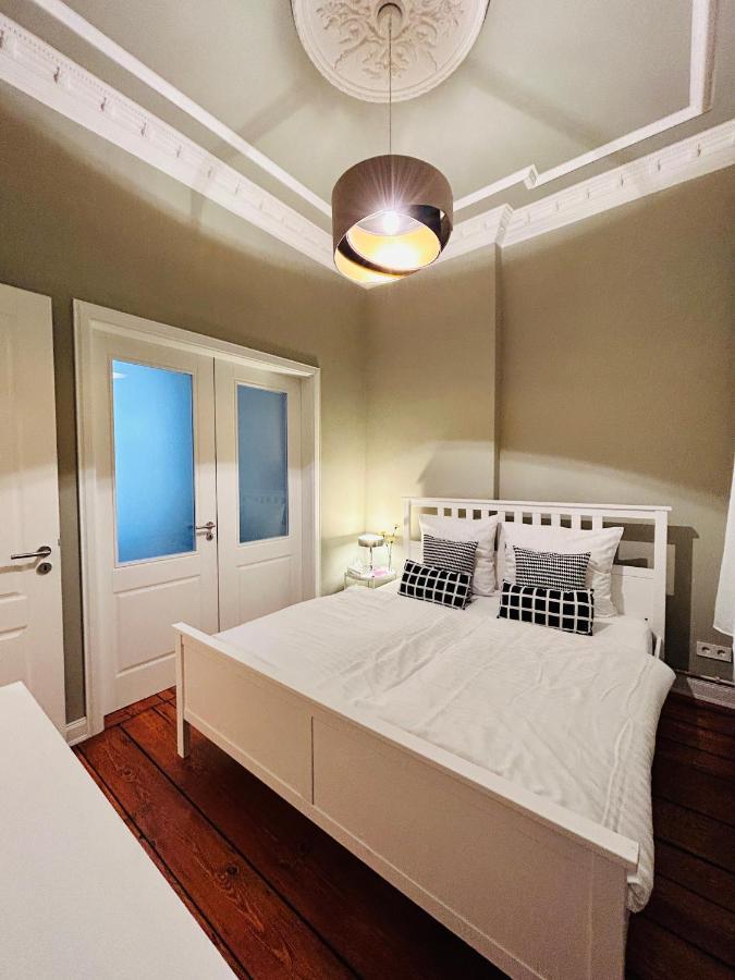 Blue Apartment's Apartment