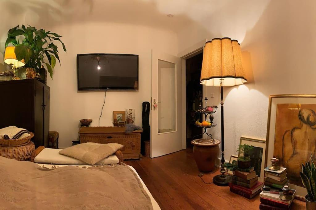 Artist Apartment, Skyline View & Breakfast Inclusive Apartment *
