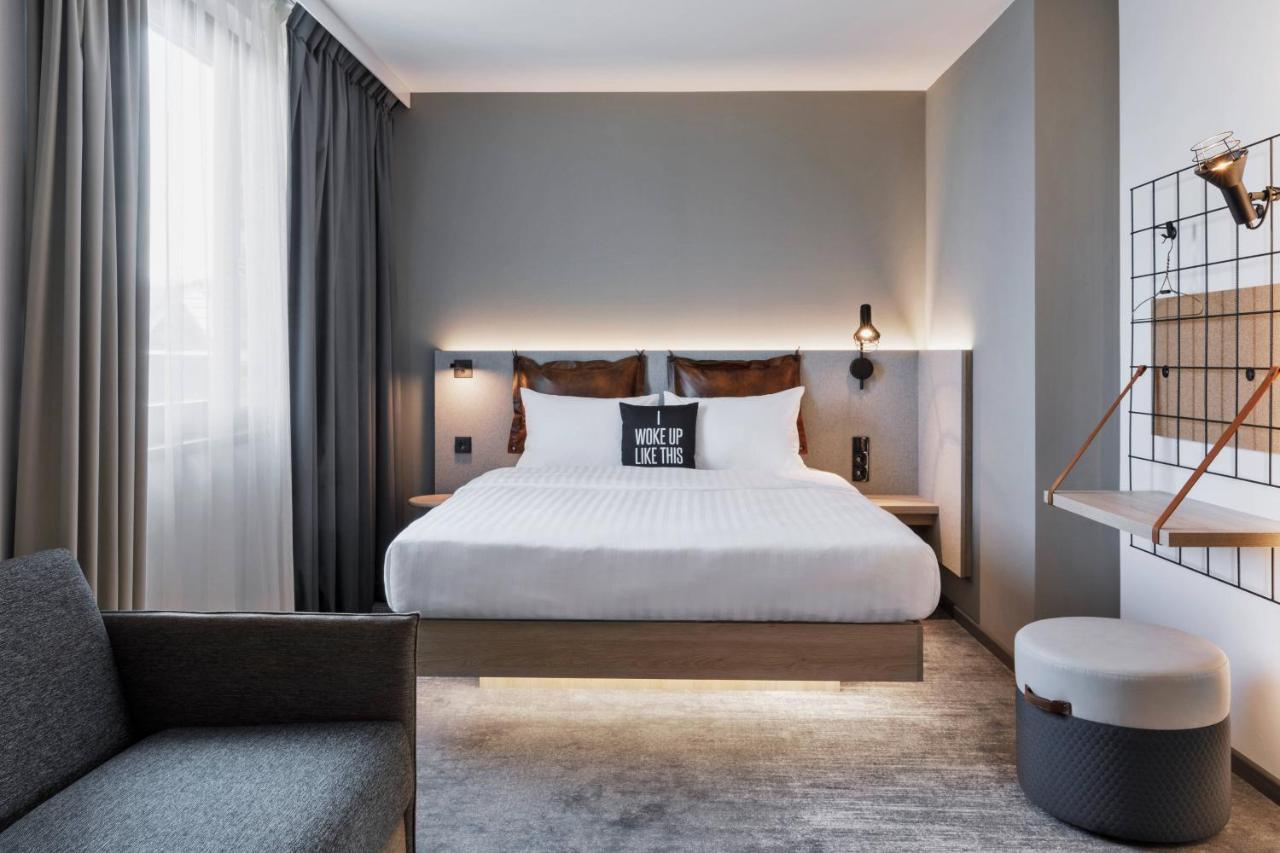Moxy 3* Hamburg