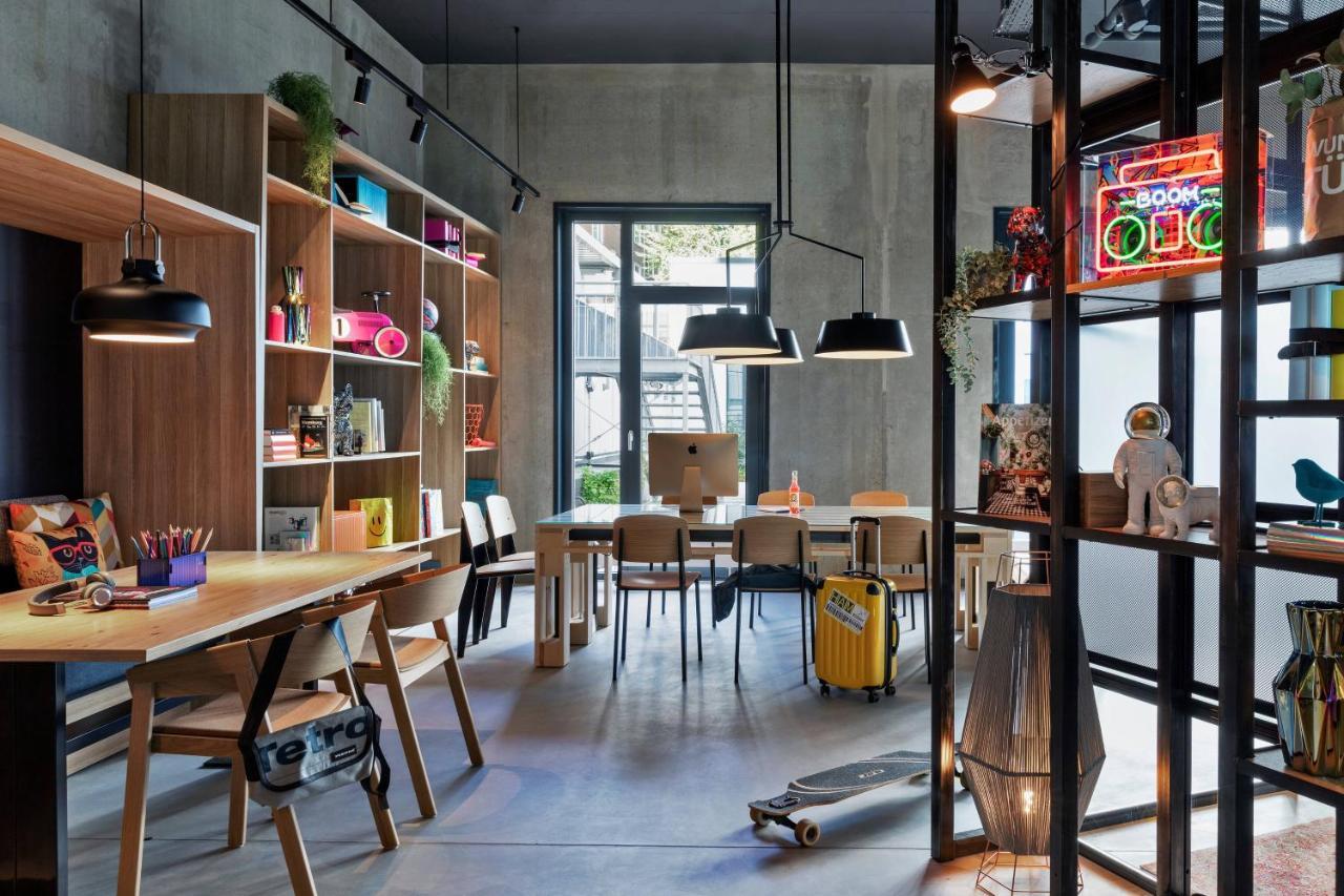 Moxy Hotel Hamburg