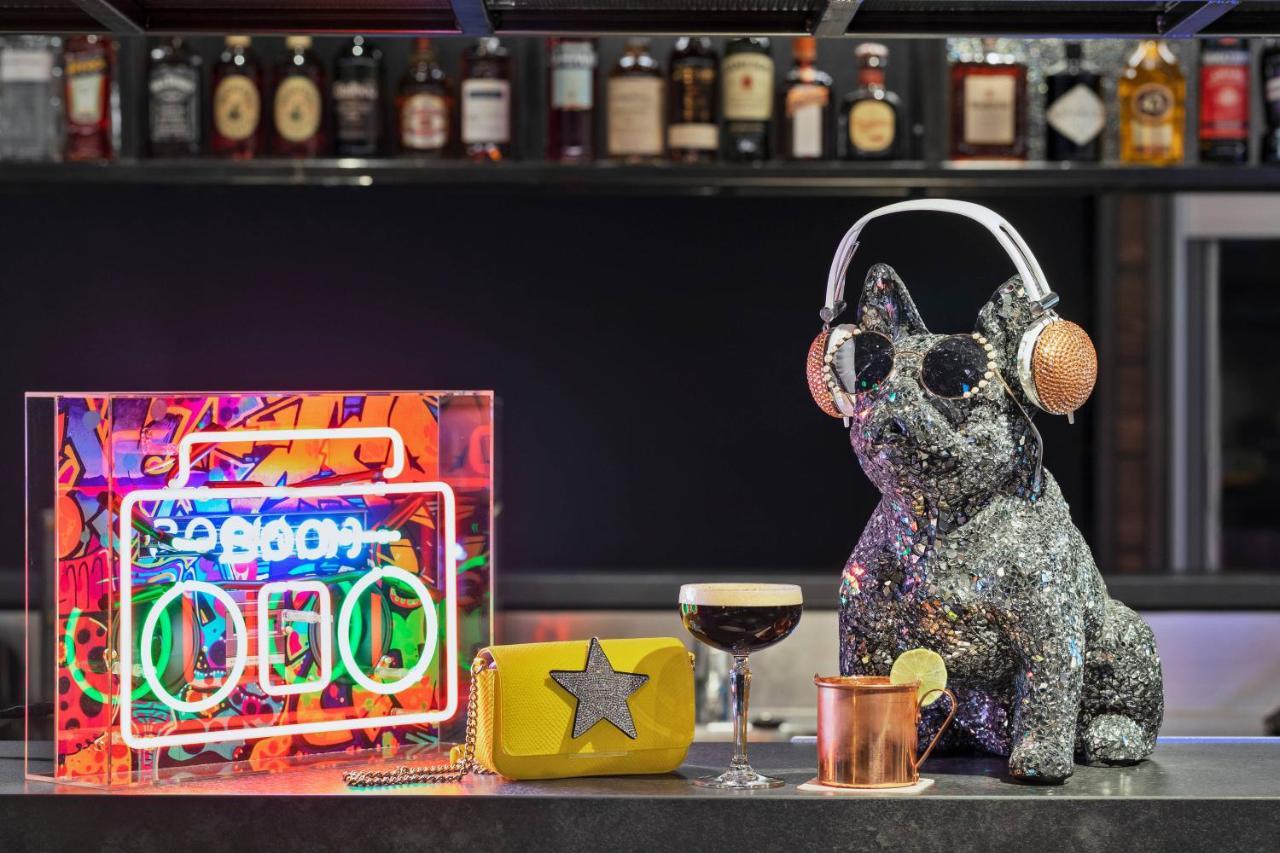 Moxy Hotel 3*