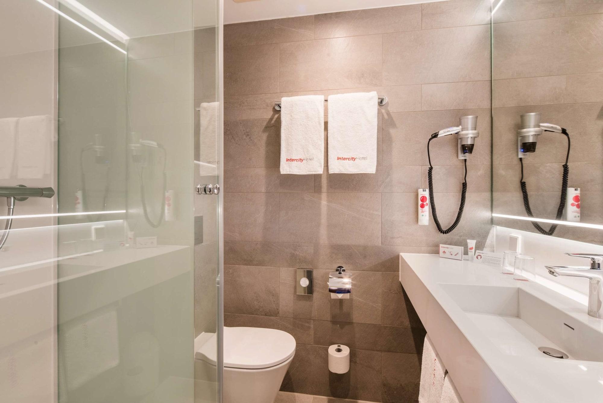 Intercityhotel Hauptbahnhof 4* Hamburg