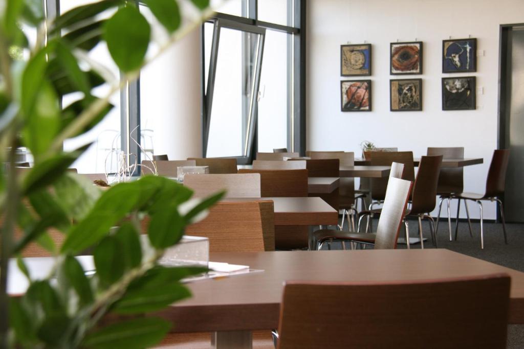 Hotel Daily Fresh Und Konferenzcenter 2*