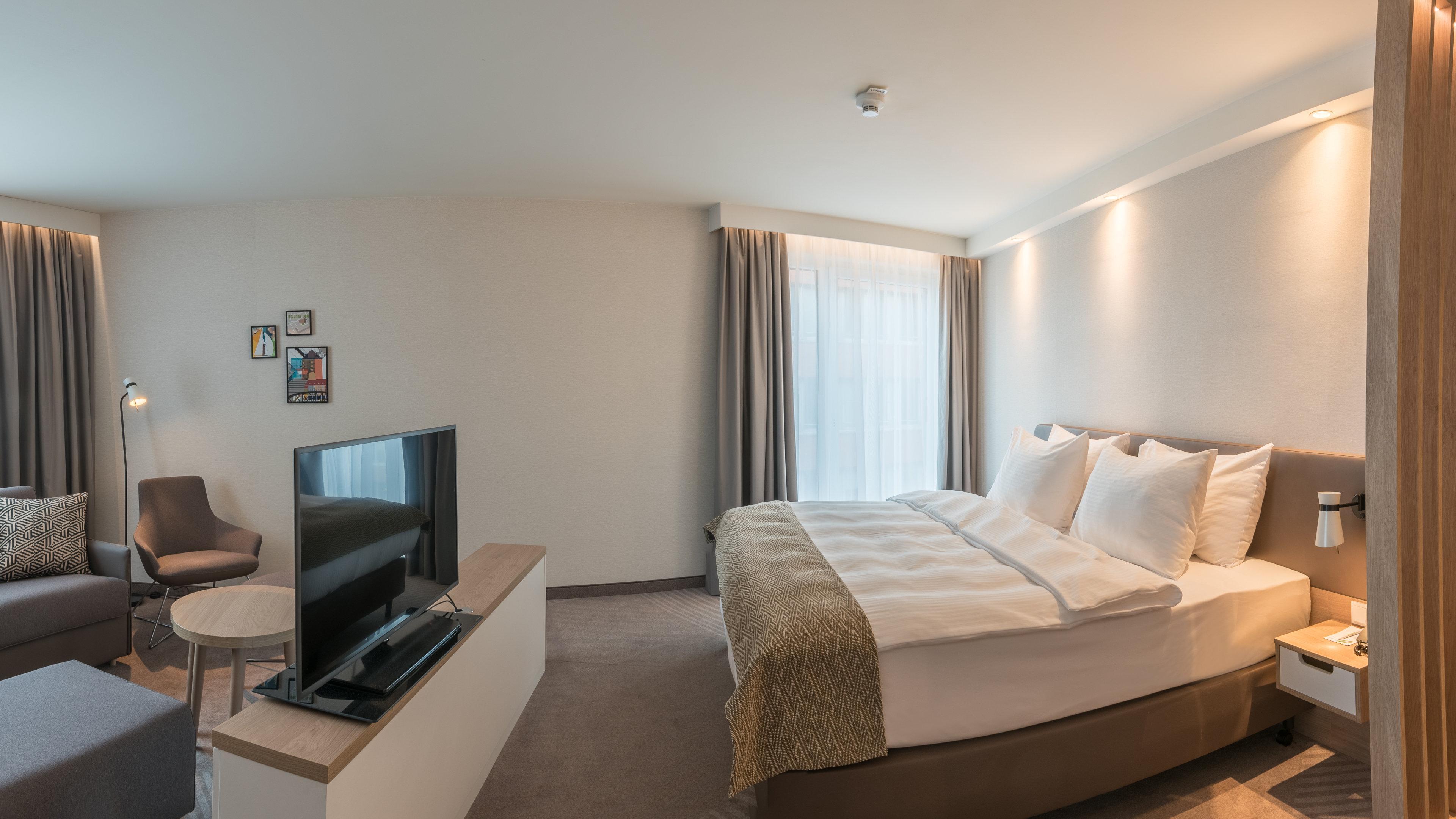 - - Berliner Tor, An Ihg 4* Hamburg