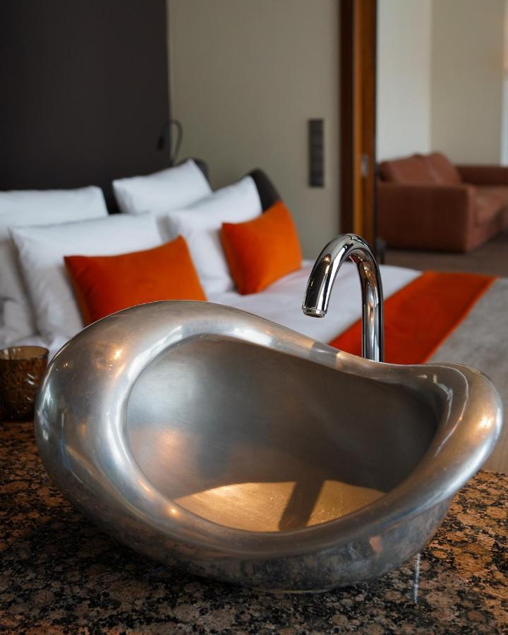 Hotel East 4*