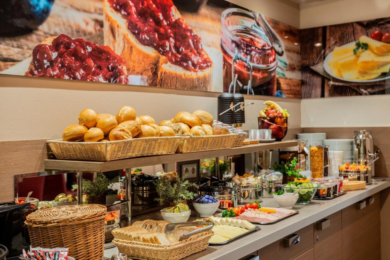 Alster Hotel 3*