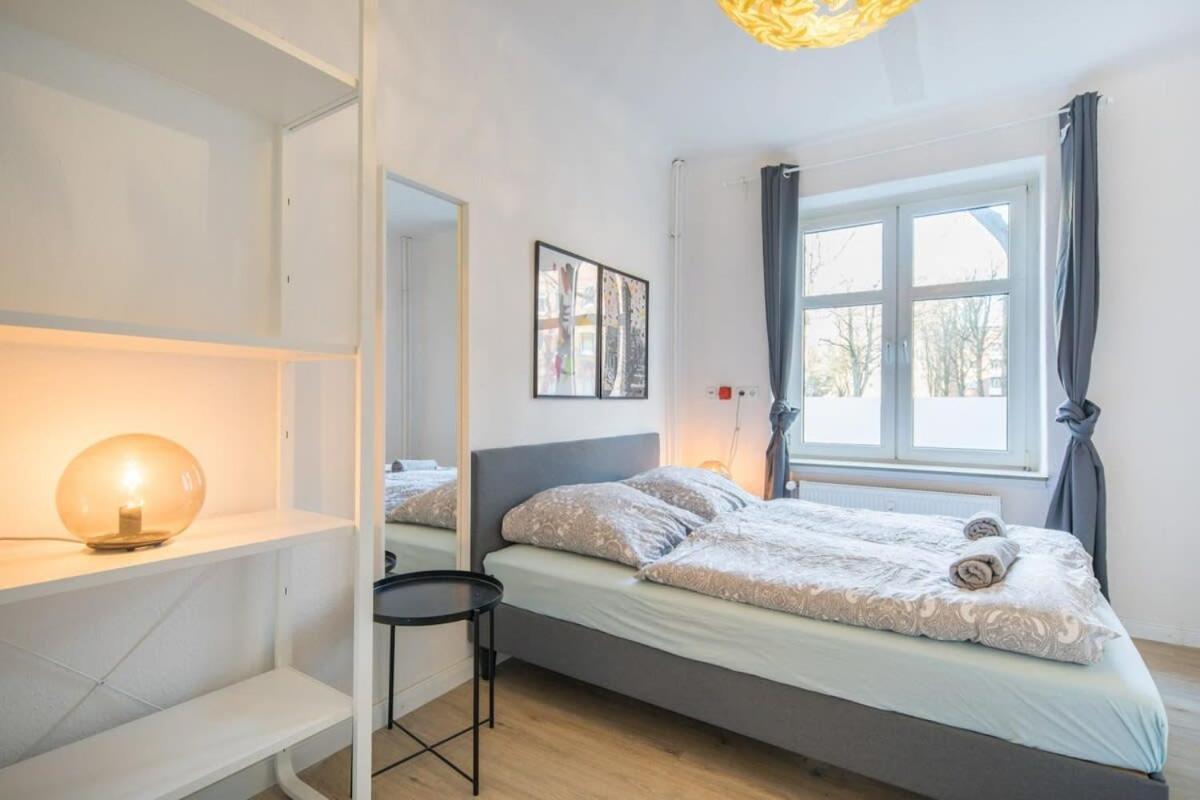 Spacious Two Br Close To Stadtpark And Street Parking * Hamburg