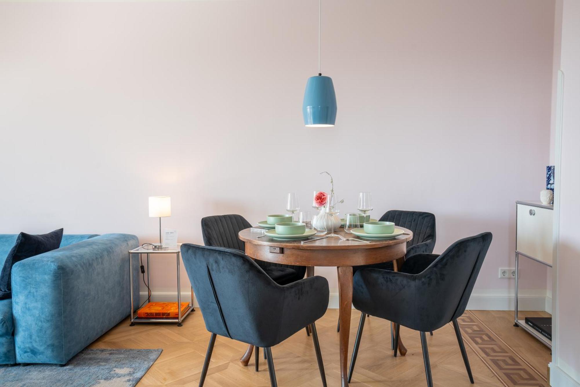 Cls Moderne City-wohnung Tiefgarage, E-laden, Balkon, Parken, Blick Ueber Hamburg, Cafe Im Haus, Bus Gegenueber, Flex Check In * Hamburg