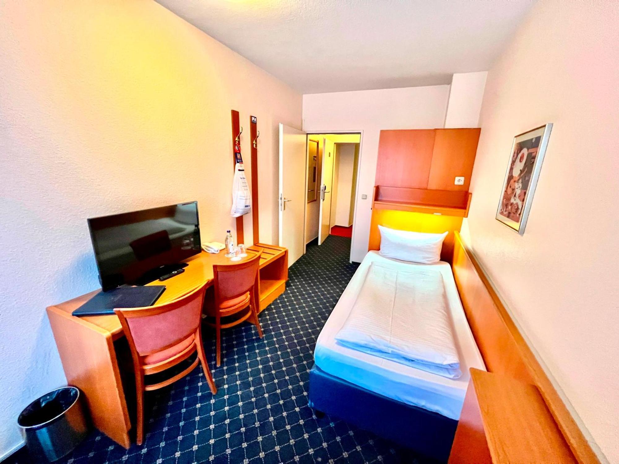 Elbbrücken Hotel 3*