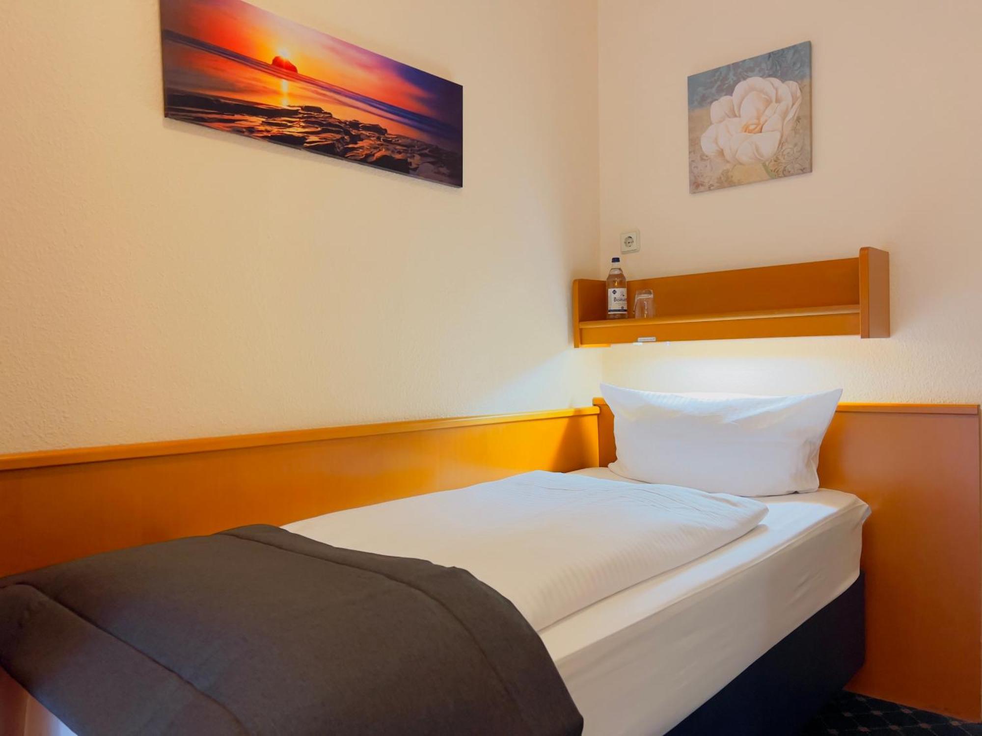 Elbbrücken 3* Hamburg