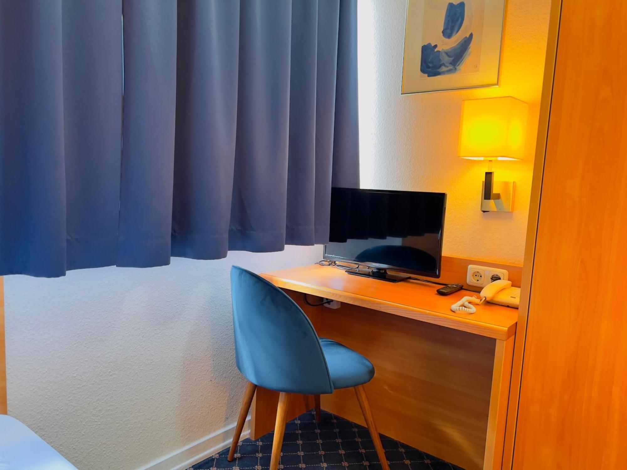 Elbbrücken Hotel 3*
