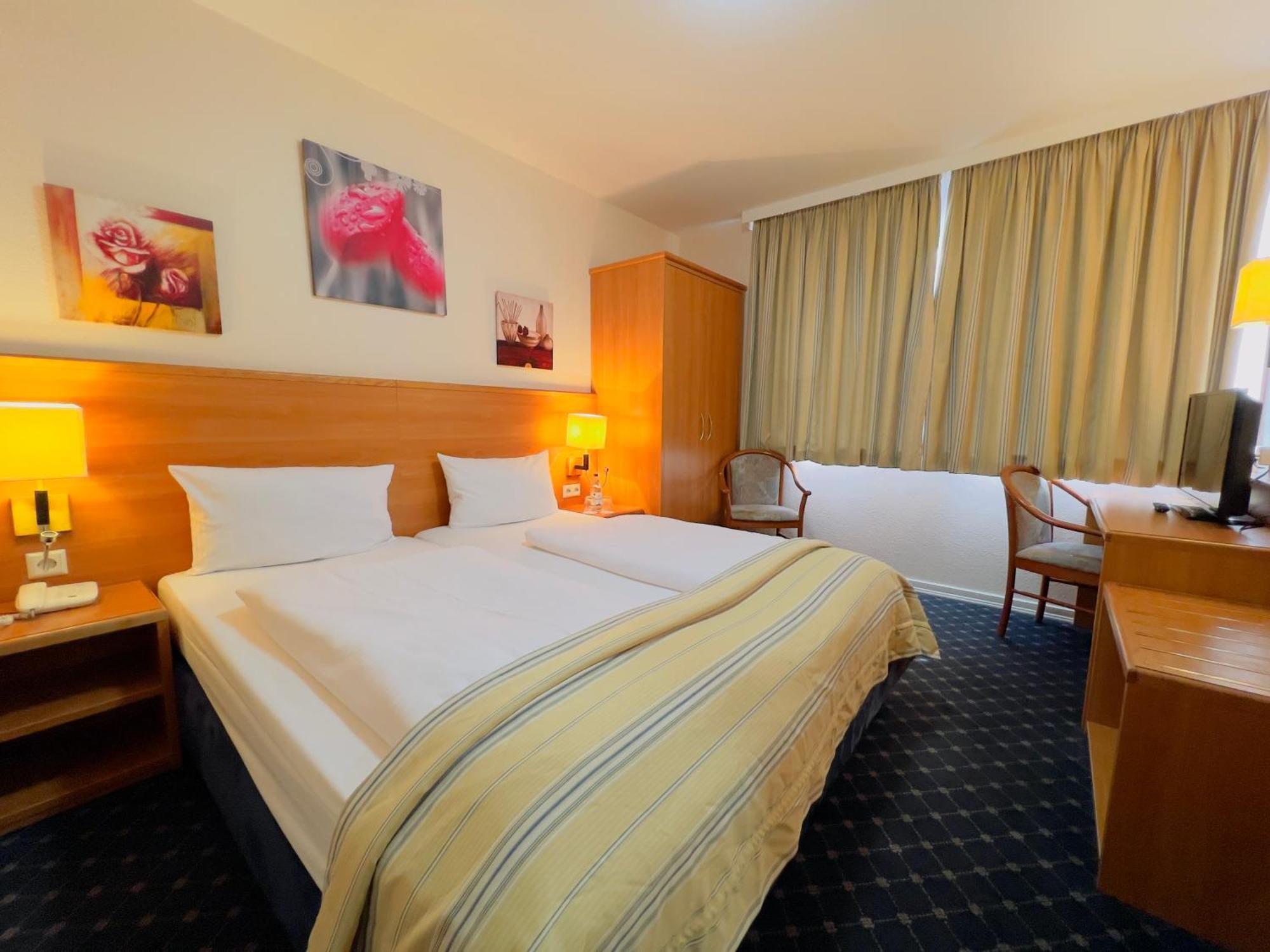 Elbbrücken 3* Hamburg