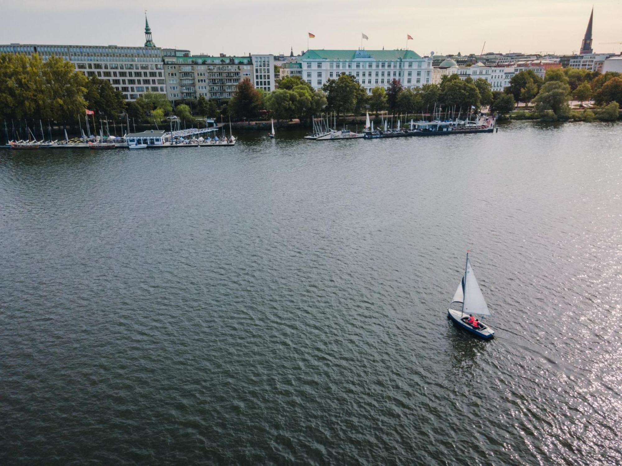 Atlantic Hamburg, Autograph Collection Hotel 5*