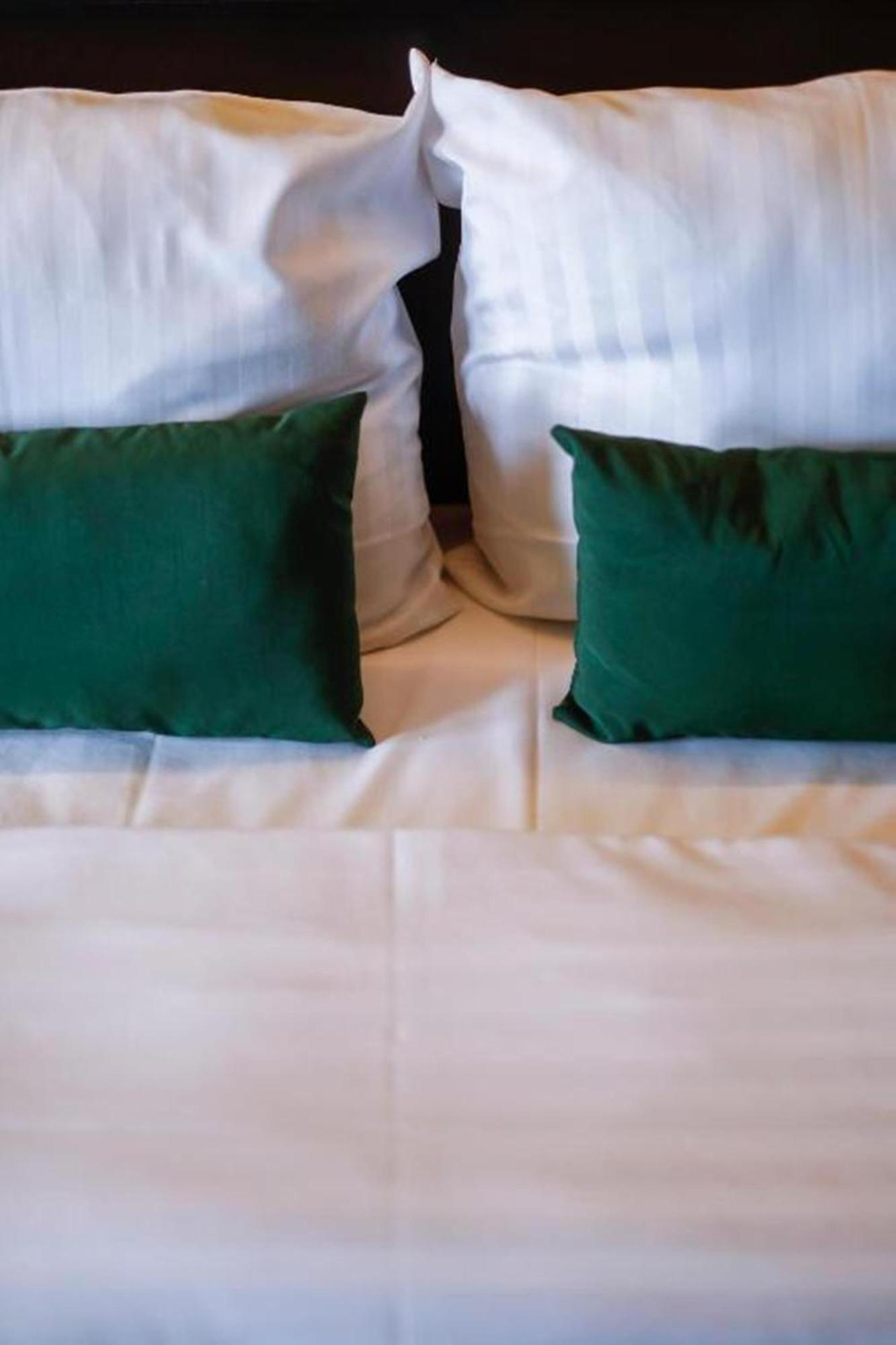 Sleephotels Casino Hotel *