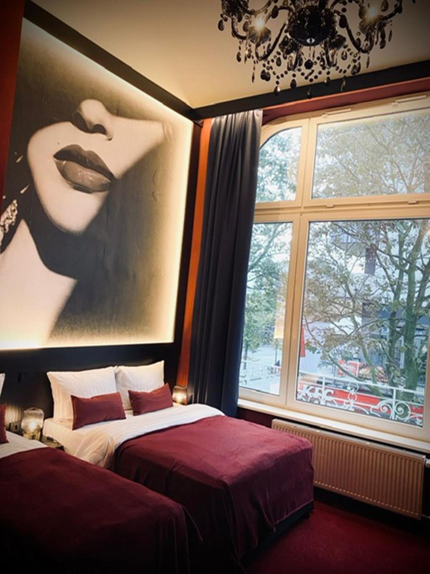 Sleephotels Casino *