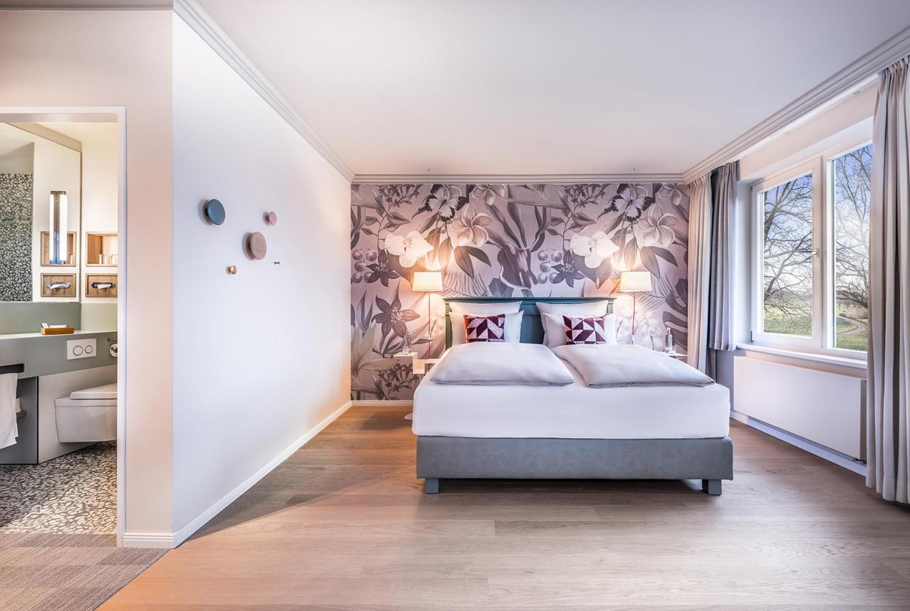 Hotel Steigenberger Treudelberg 4*