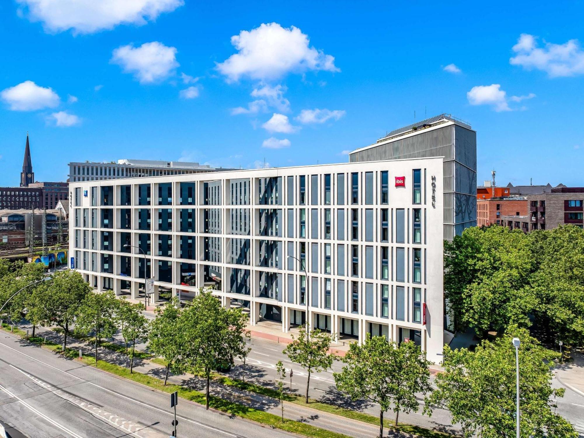 Hotel Ibis 3*