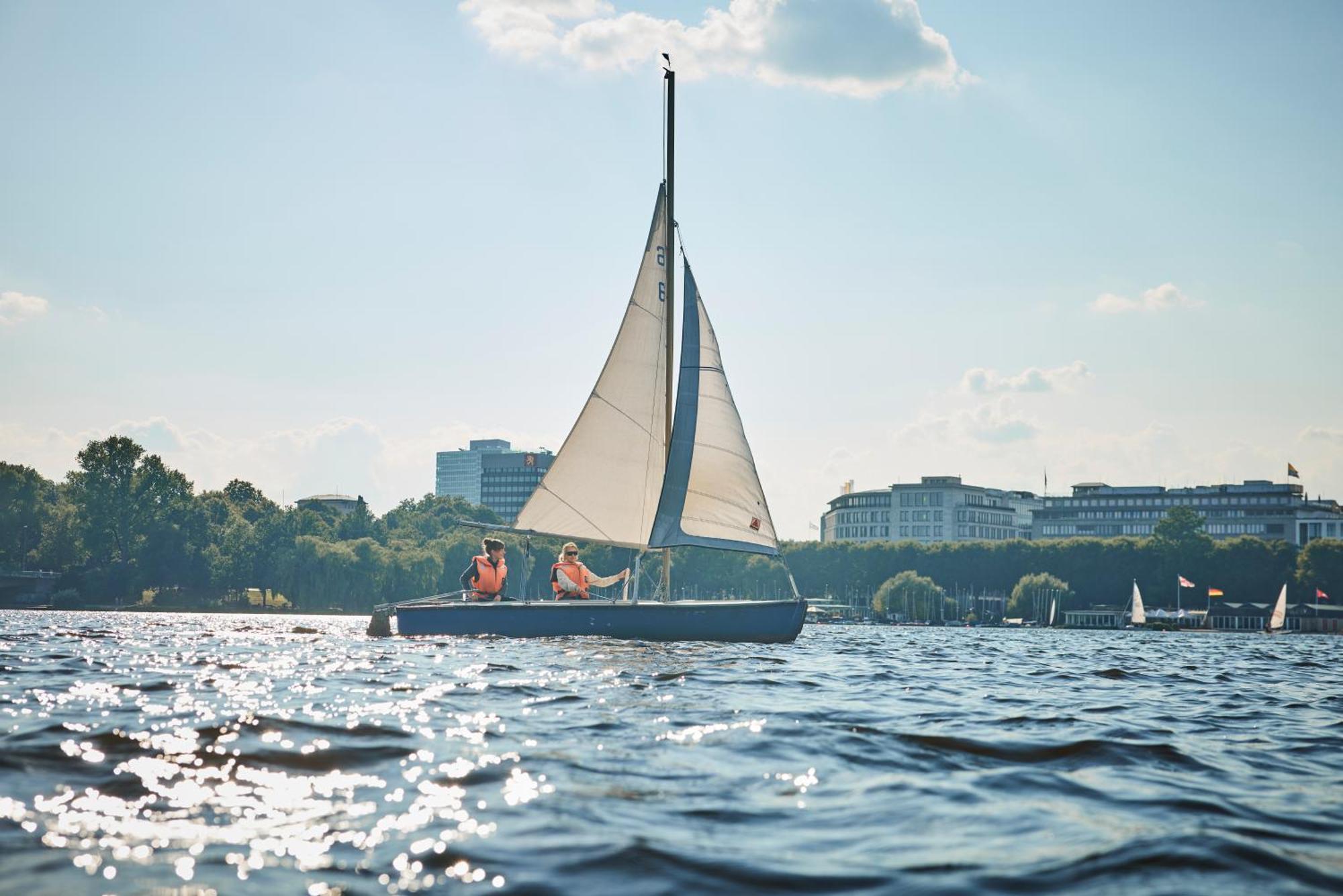 Atlantic Hamburg, Autograph Collection