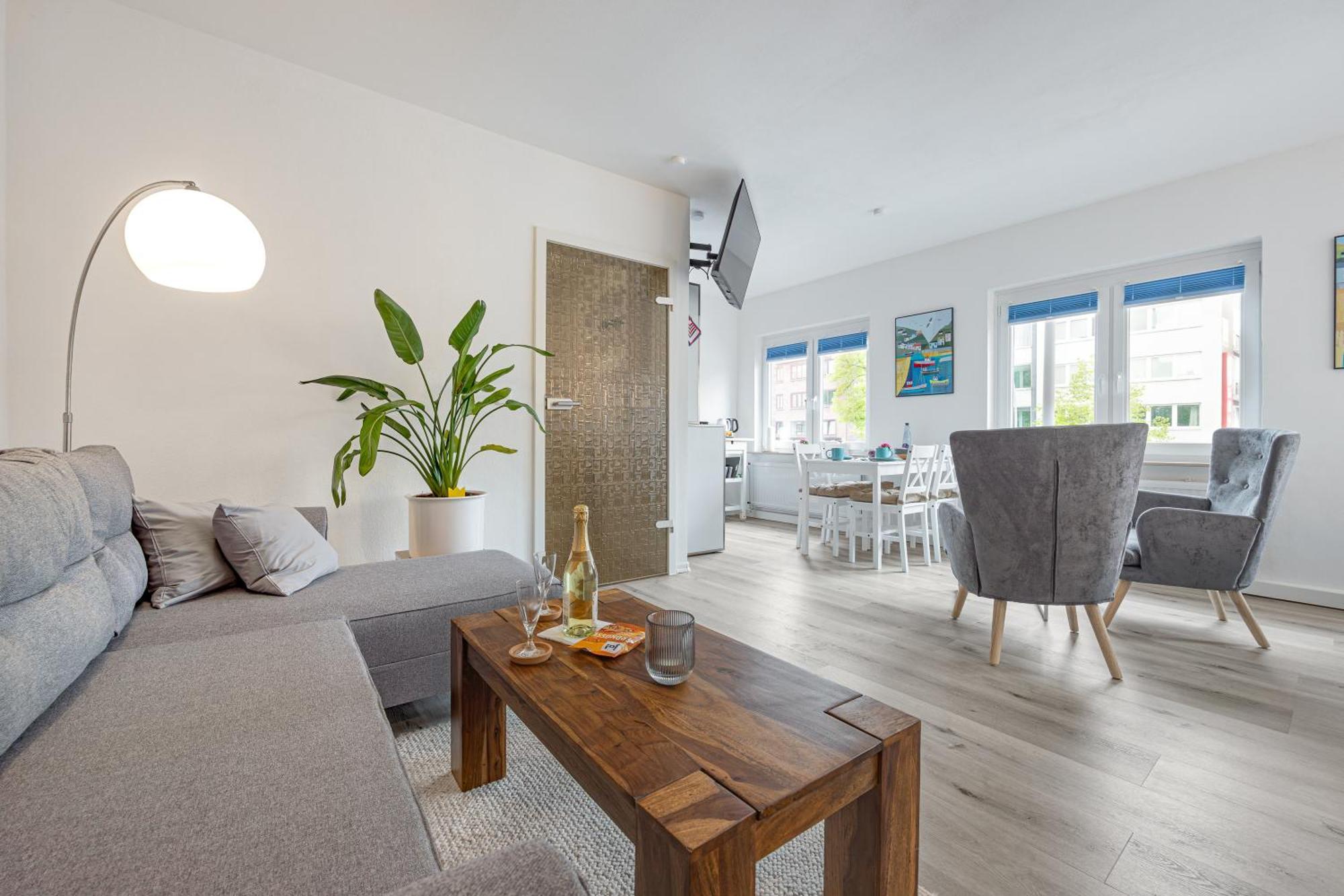 Studio-apartment - Zentral, Modern, Exklusiv - Fuer 2-4 Gaeste *