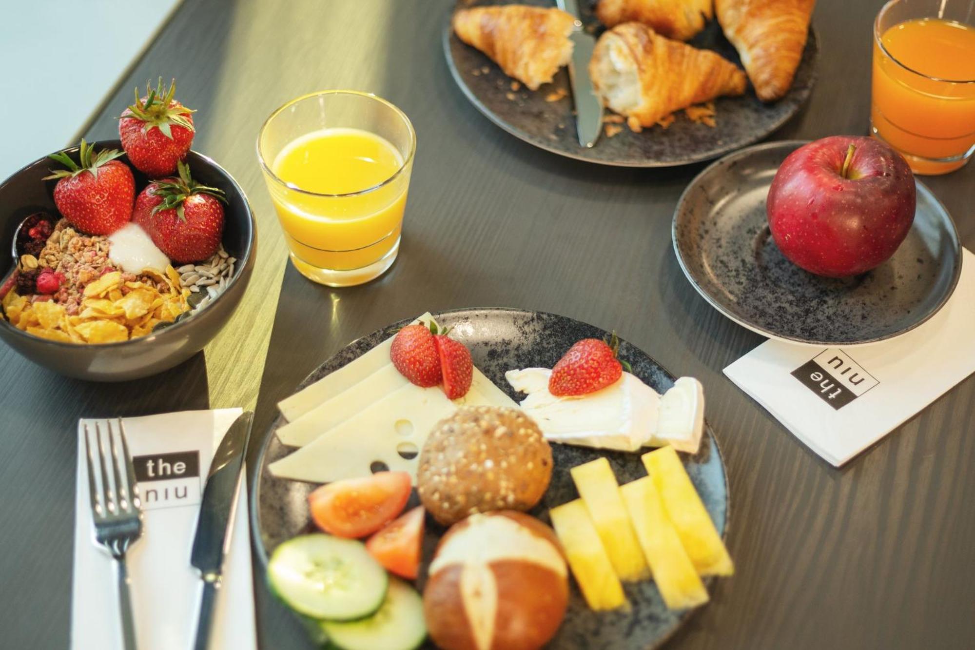 - The Niu, Fusion St. Georg By Ihg Hotel