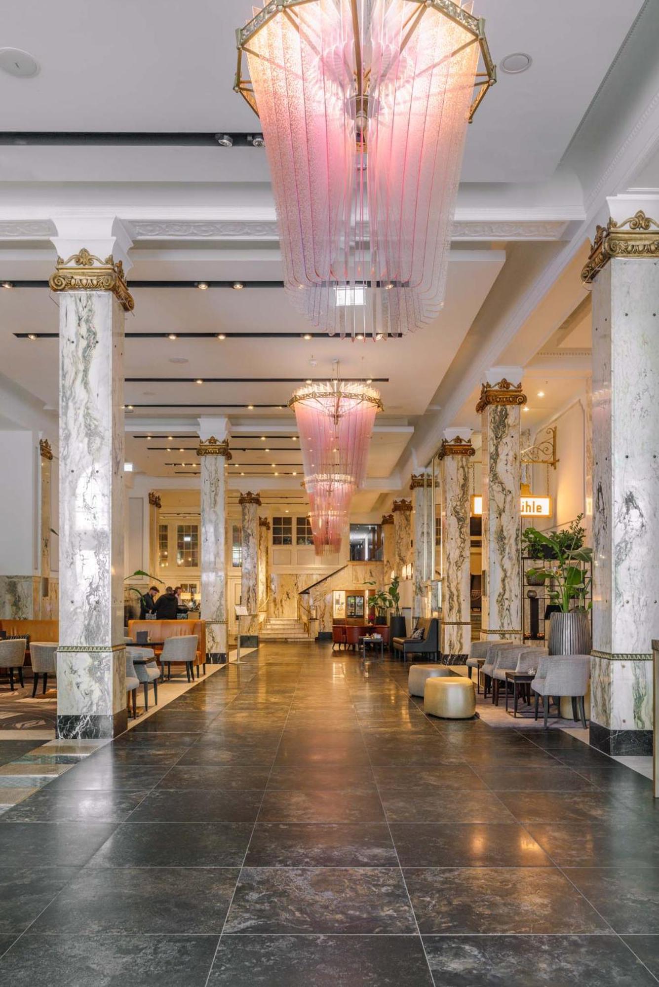 Reichshof Hotel