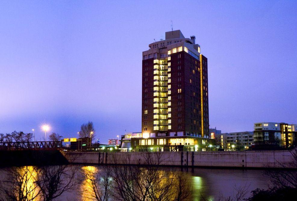 Hi International Hotel 4*