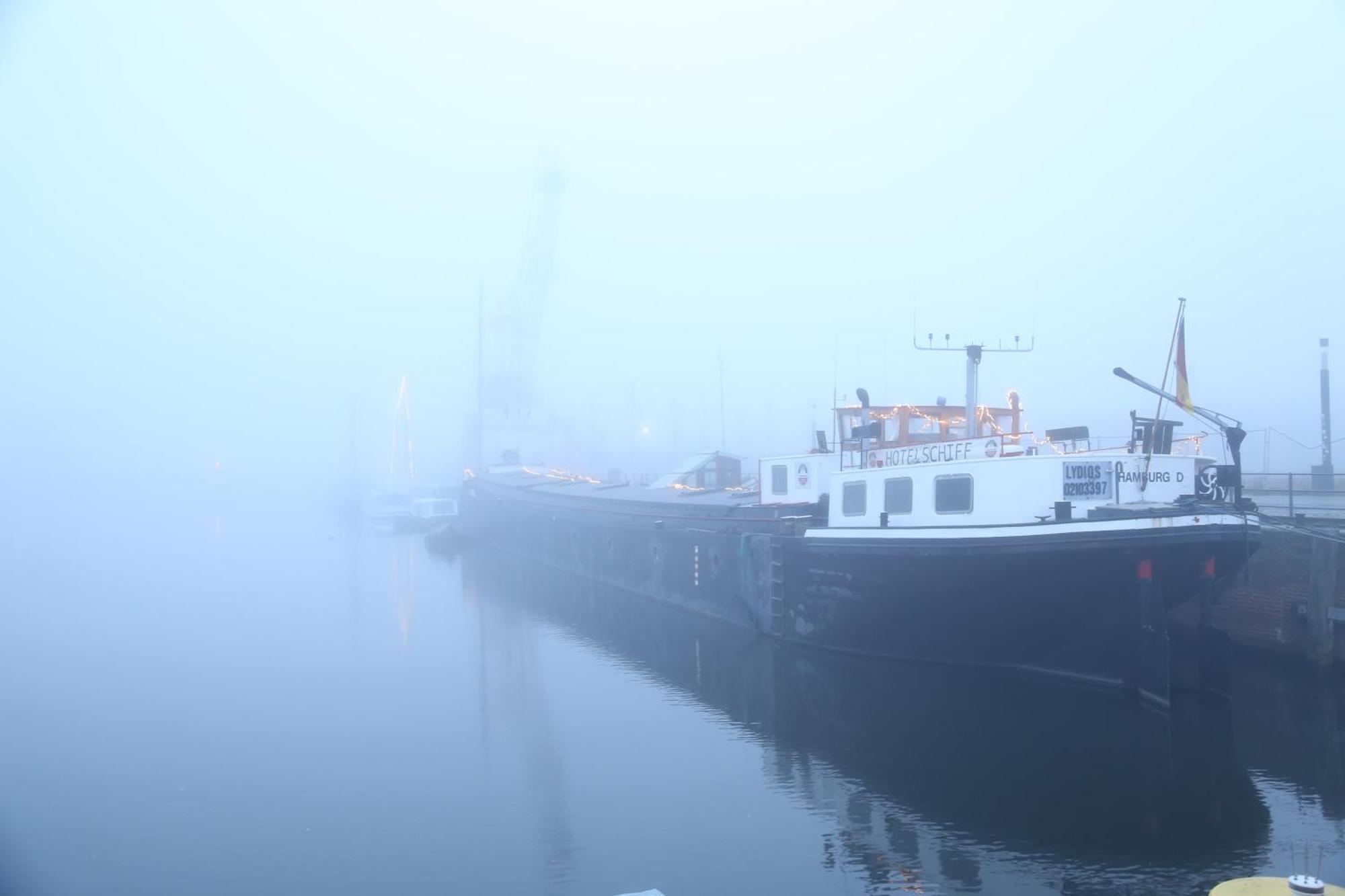 Schiffshotel Schlafen Im Hafen Botel
