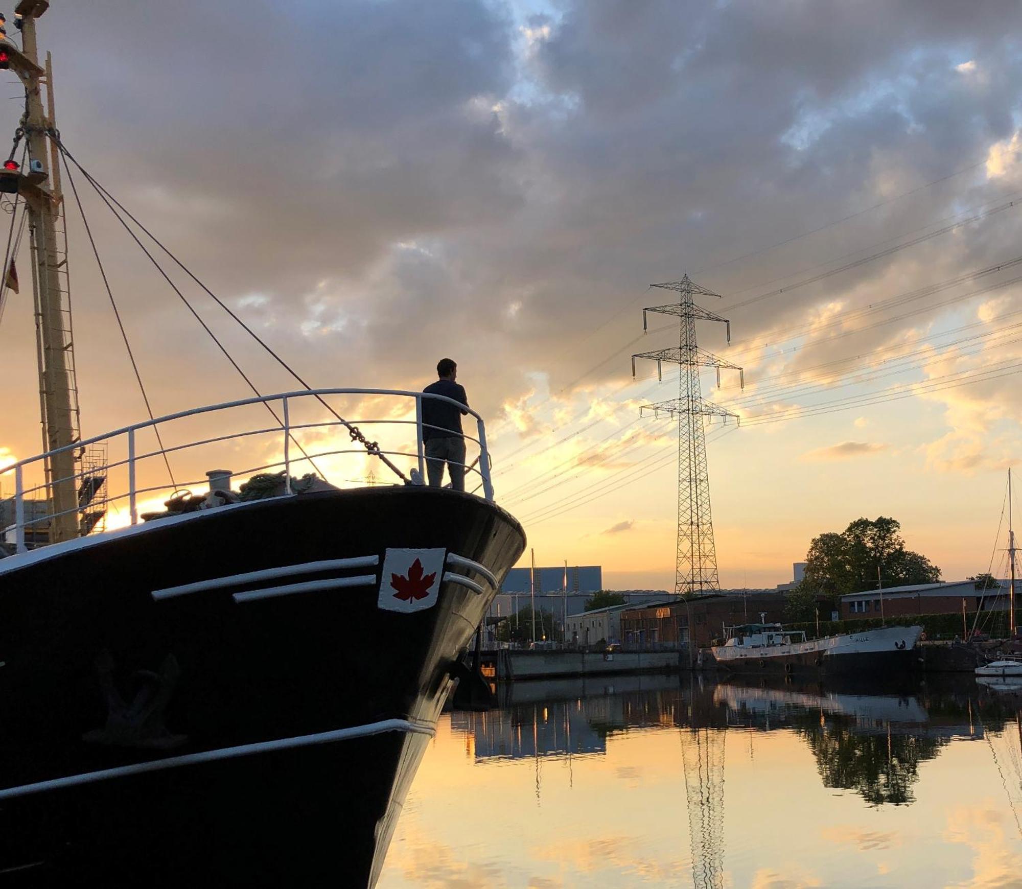 Schiffshotel Schlafen Im Hafen Botel Hamburg