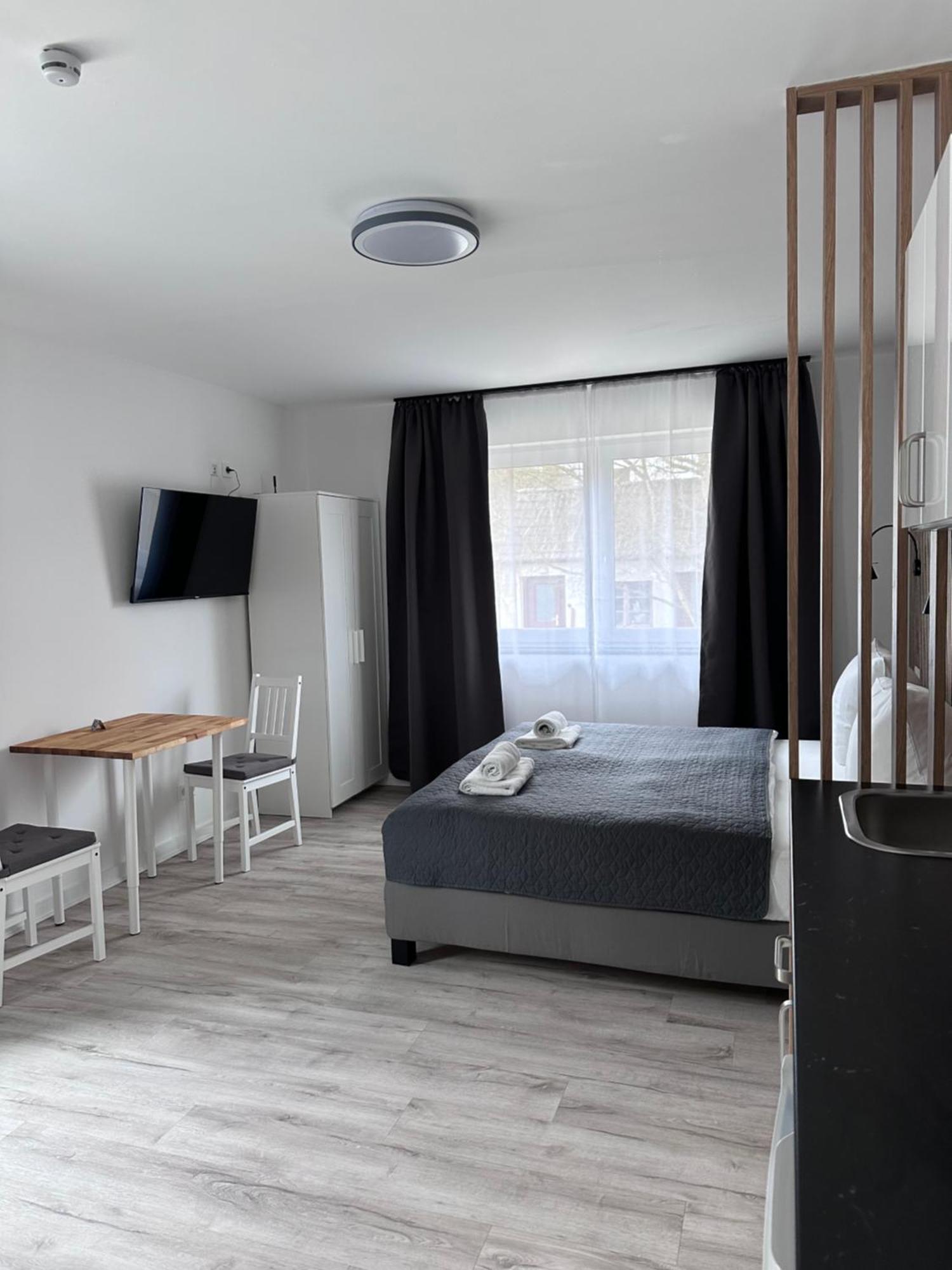 Lagom - An Der Barclays Arena Hamborg