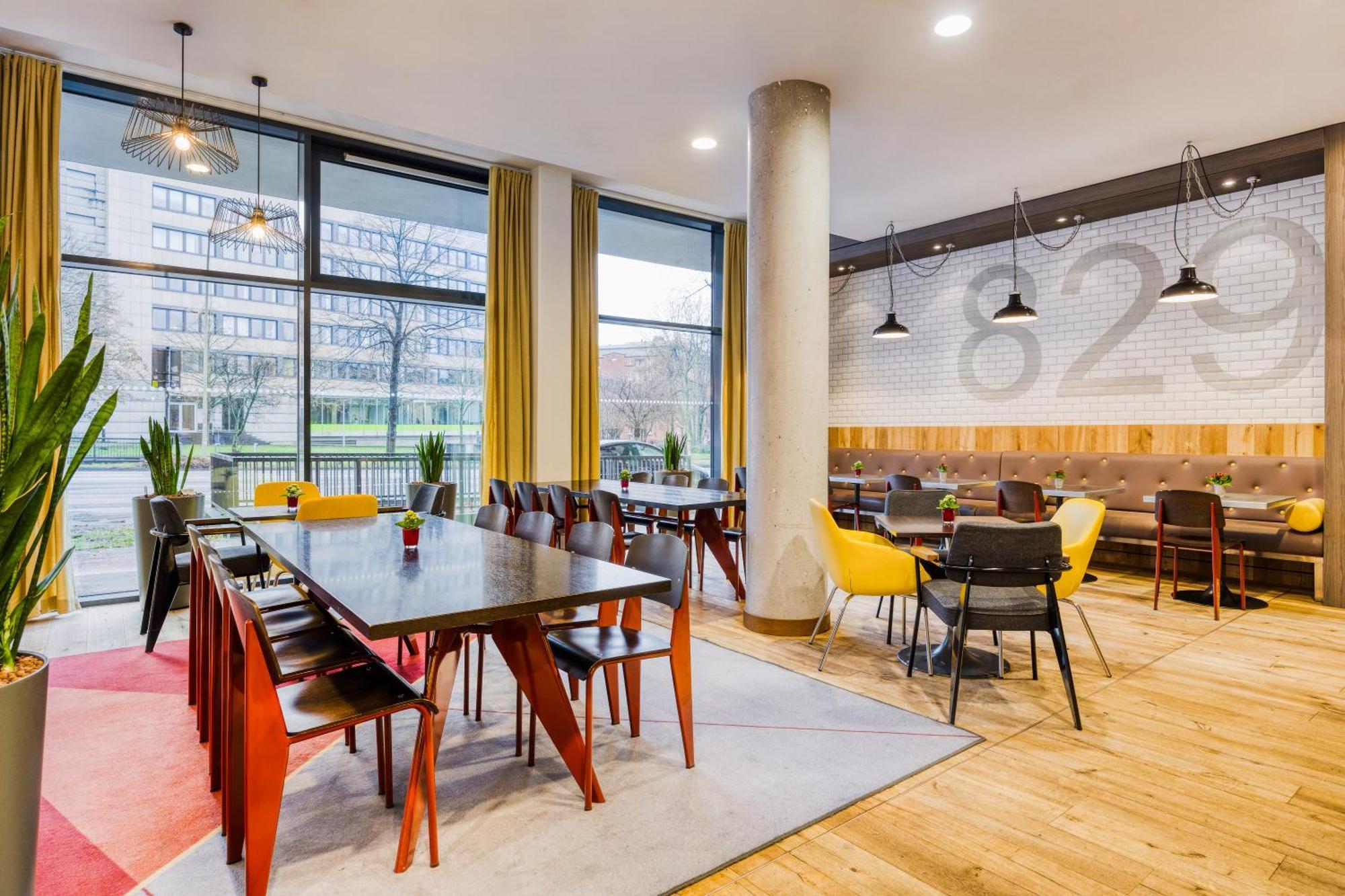 Citadines Michel Aparthotel 4*