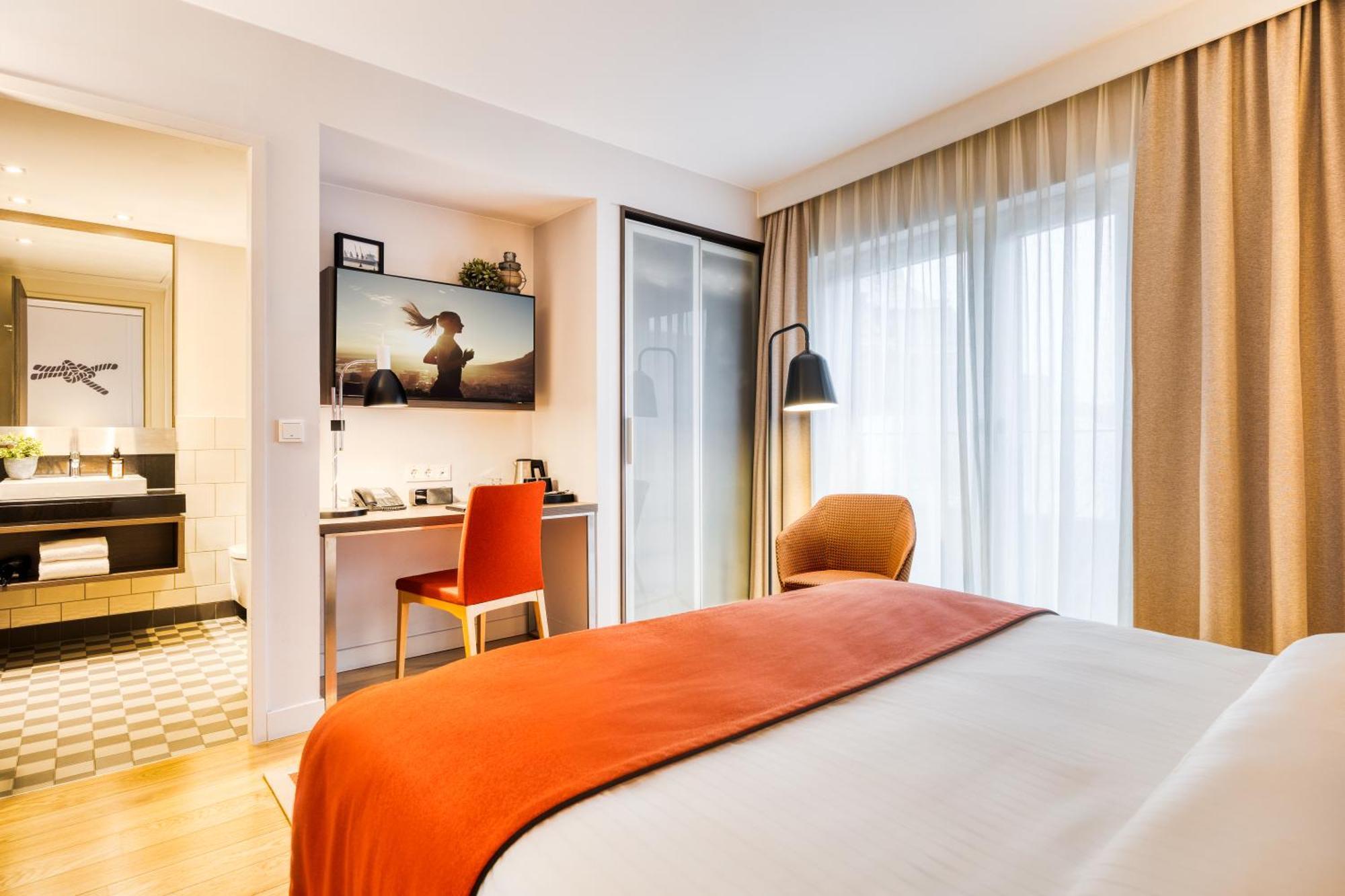 Citadines Michel Aparthotel