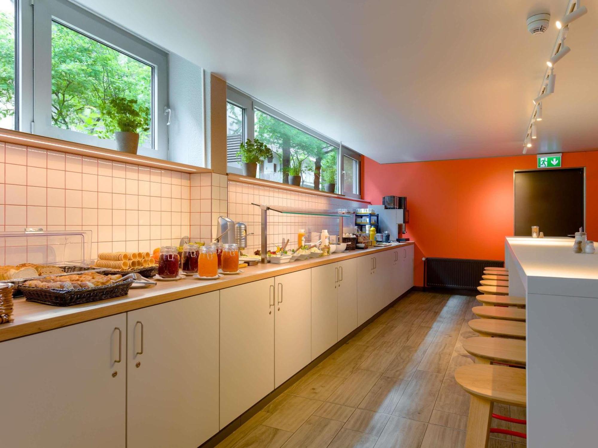 Ibis Budget St Pauli Messe Hotel 2*
