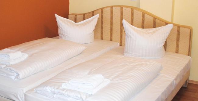 Figaro Hostel *