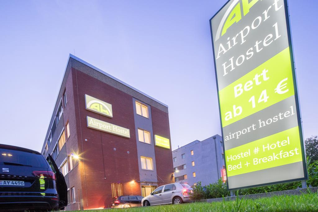 Hostel Airport