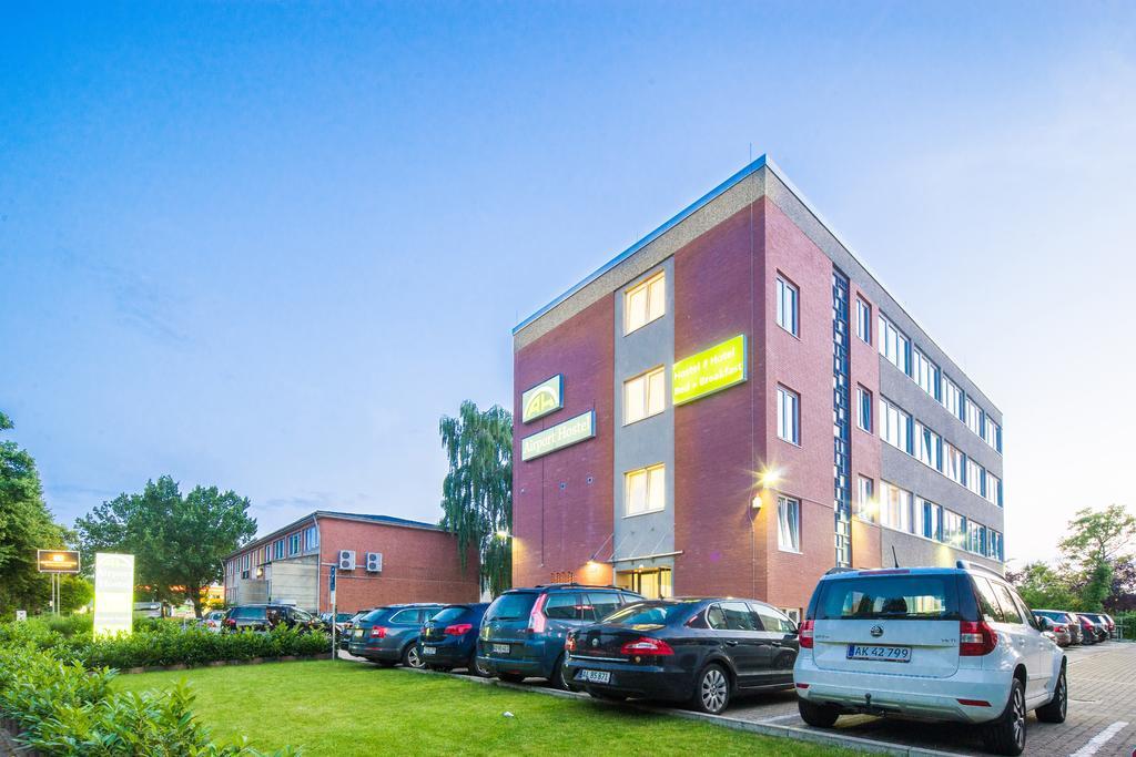 Hostel Airport *