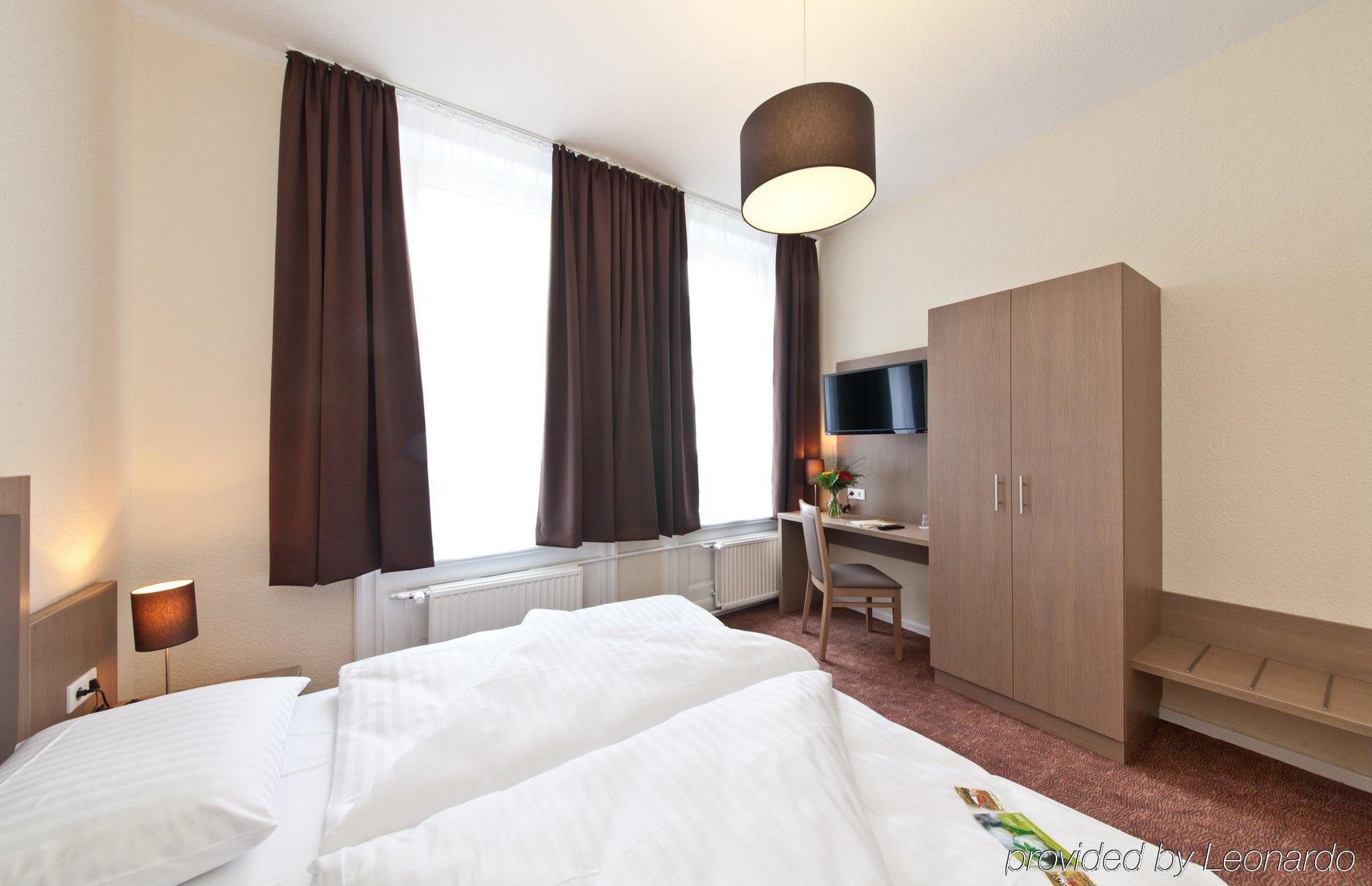 Alster Hotel