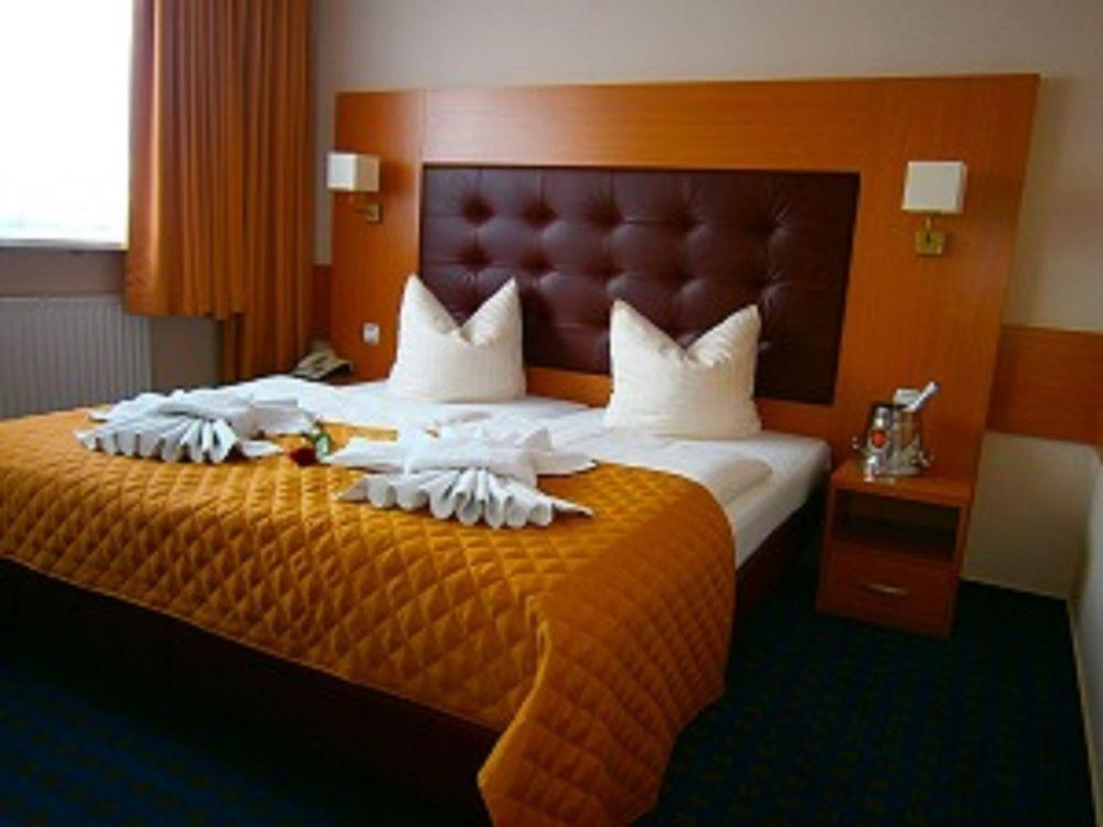 Sachsentor Hotel 3*