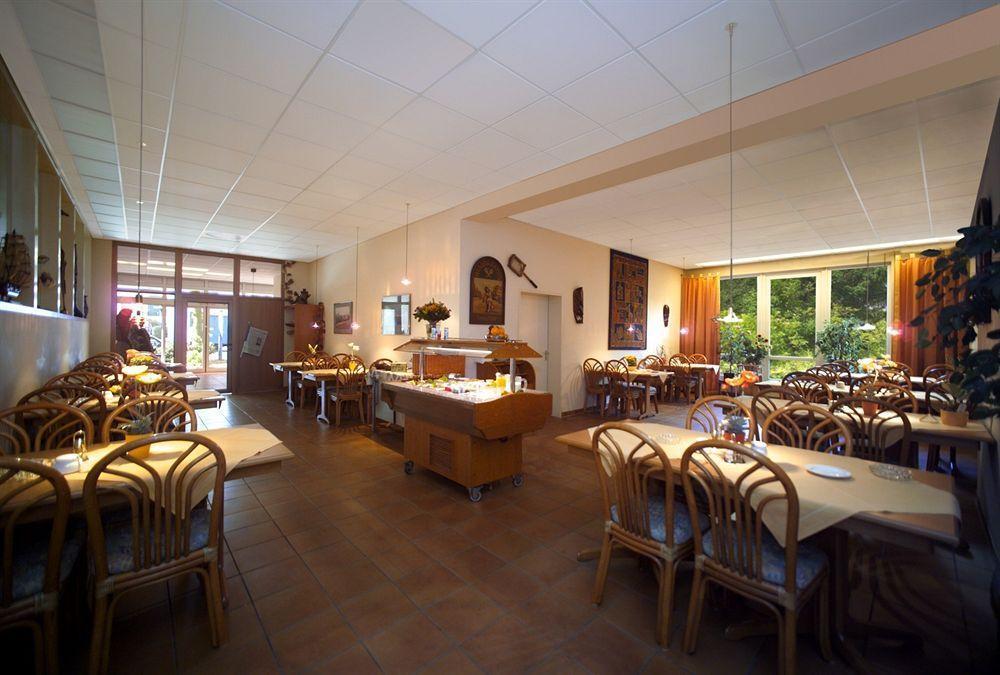 Hotel Elbbrücken 3*