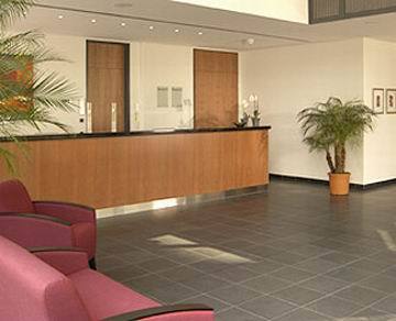 Hotel Intercityhotel Hauptbahnhof 4*