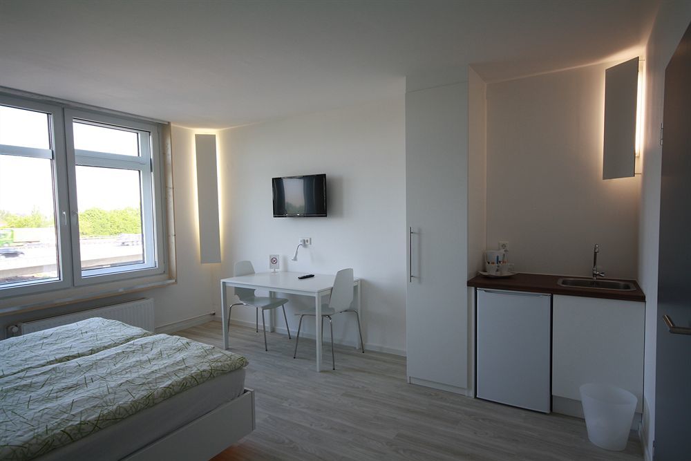 Bedpark Stellingen Hotel 2*