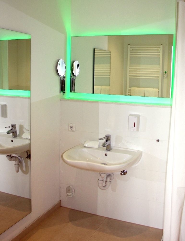 Bedpark Stellingen Hotel 2*